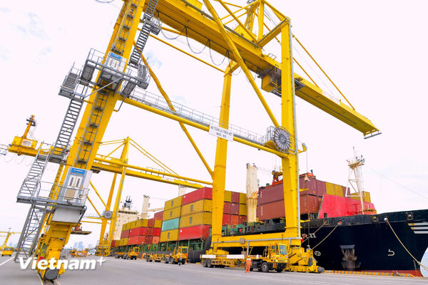 Tái định hình chuỗi cung ứng: Ngành logistics Việt Nam trước bước ngoặt lớn