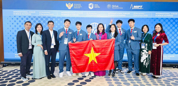 All 6 Hanoi students win medals at 22nd International Junior Science Olympiad