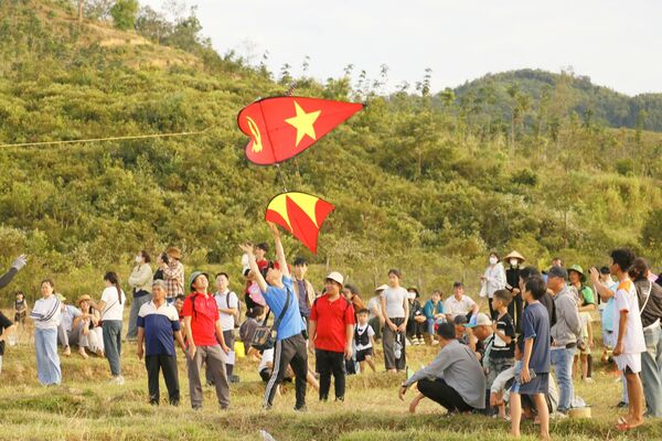 Lễ hội Diều sáo nghệ thuật Bù Đăng năm 2025 và Chương trình ẩm thực đồng quê