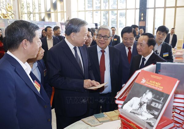 Tổng Bí thư Tô Lâm: Xây dựng đội ngũ cán bộ tuyên giáo và dân vận “chuyên tâm, thạo việc”