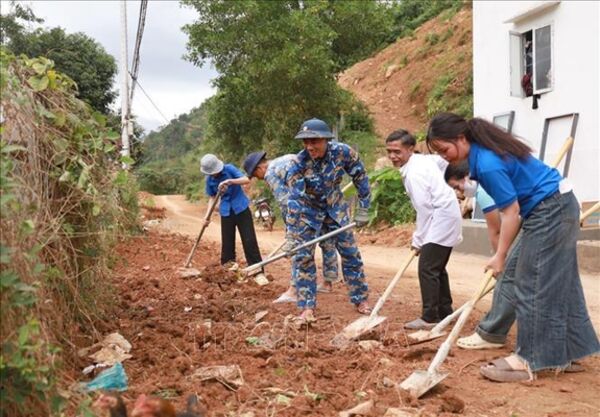 Chiến dịch Quang Trung: Người thợ xây mặc áo lính biển