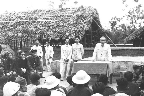 <b>Chấn chỉnh lề lối làm việc để vận hành bộ máy khoa học, thiết thực, hiệu quả</b>