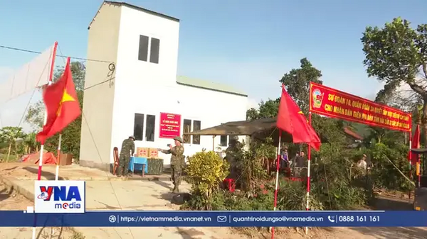 Những căn nhà mới xây từ tinh thần đại đoàn
kết toàn dân tộc