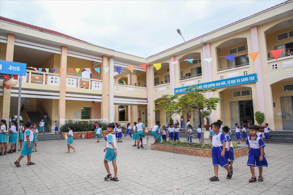 Đổi mới, đầu tư cho giáo dục ở khu vực biên giới