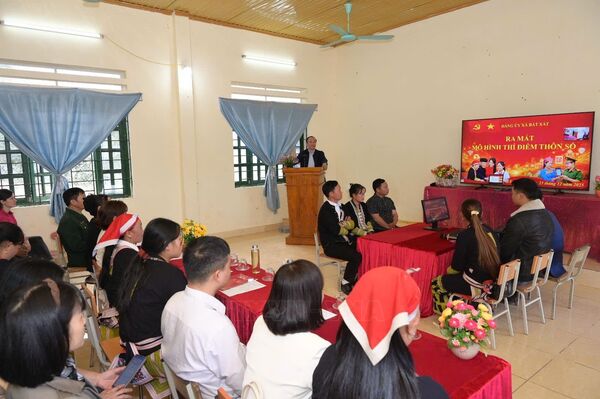 Đột phá theo Nghị quyết 57: Khi đồng bào dân tộc chuyển đổi số