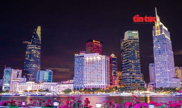 Diện mạo phường Sài Gòn nổi bật chào đón Đại hội Đảng