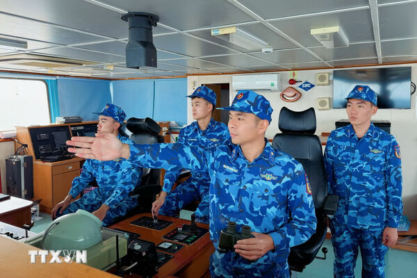 Từ đầu sóng ngọn gió, vững vàng niềm tin hướng về Đại hội XIV của Đảng