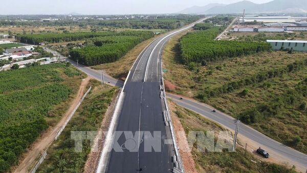 Đồng Nai sẽ đưa vào sử dụng 3 tuyến cao tốc kết nối sân bay Long Thành trong năm 2026