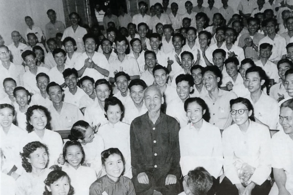 <b>“Đảng viên tốt thì Đảng mới mạnh”</b>