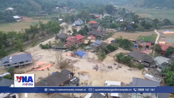 Xuân đến sớm trong những căn nhà mới ở Làng Chút