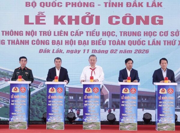 Party leader attends ground-breaking of inter-level boarding school in Dak Lak
