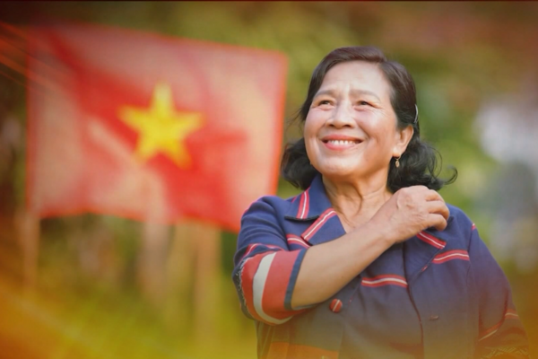 <b>Vững tin vào tương lai rạng ngời của đất nước</b>