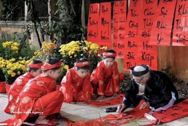 Calligraphy seeking: A cherished spring tradition in Vietnam