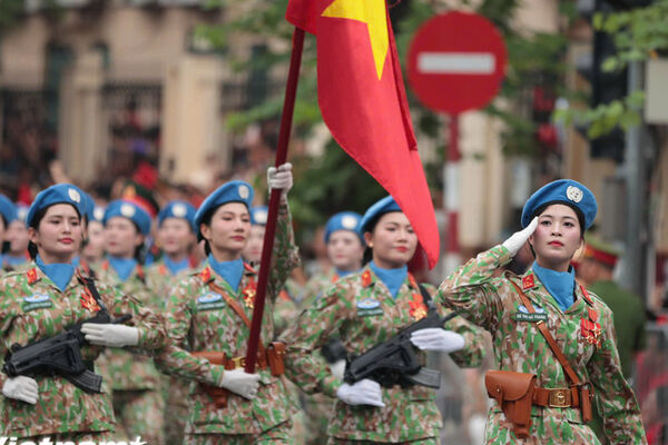 Khẳng định vai trò kiến tạo, đóng góp cho hòa bình và an ninh của phụ nữ Quân đội