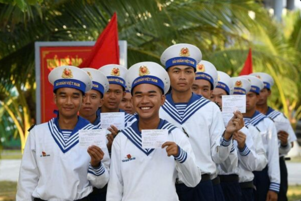 <b>Ngày hội non sông</b>