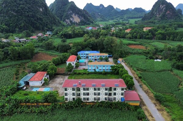 <b>Đầu tư xây dựng trường học cho các xã biên giới đất liền</b>