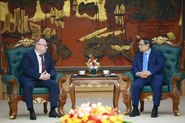 PM urges stronger Vietnam–Belarus cooperation in forensic examination