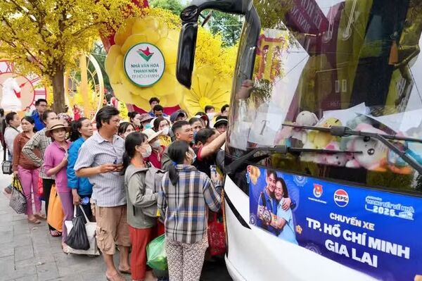 Công đoàn lấy ý kiến lao động về hoán đổi ngày nghỉ bù để nối dài nghỉ lễ