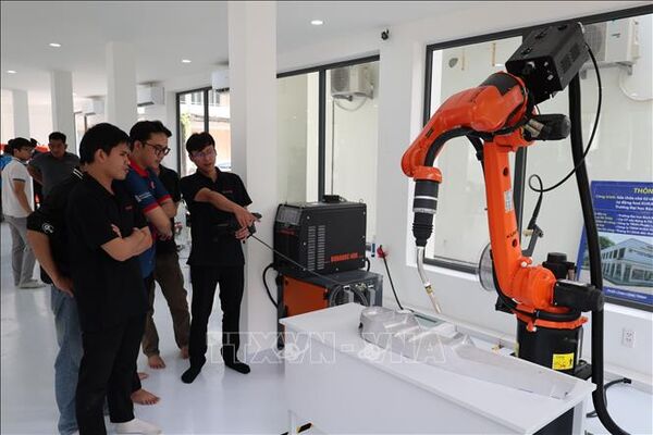 Nghị quyết 71-NQ/TW: Trí tuệ nhân tạo - đòn bẩy tái cấu trúc toàn diện giáo dục và đào tạo