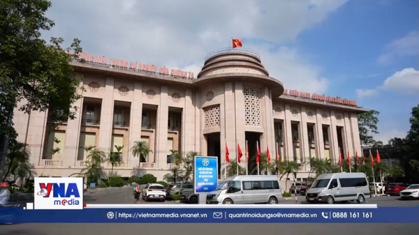 Ngân hàng lớn dẫn dắt làn sóng giảm lãi suất