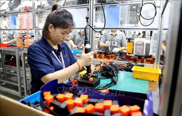 Kiên định “bốn nguyên tắc” để đạt tăng trưởng hai con số bền vững