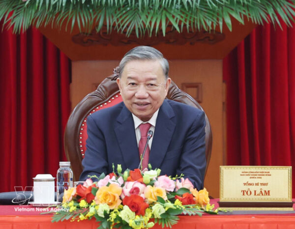 Promoting traditional friendship, enhancing strategic connectivity between Vietnam and China: Top leader