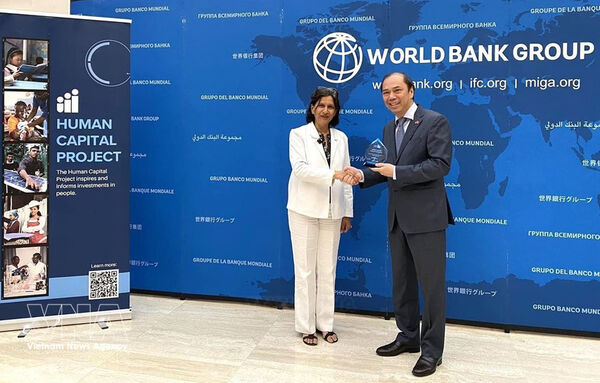 WB honours Vietnam for effective human capital development, utilisation