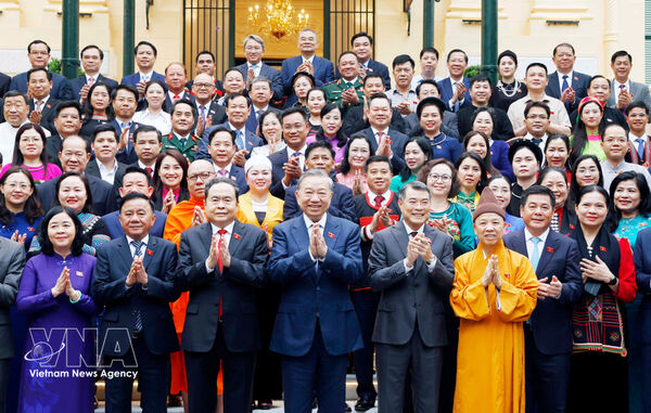 Party, State leader praises ethnic minority lawmakers’ role in translating policies into practice