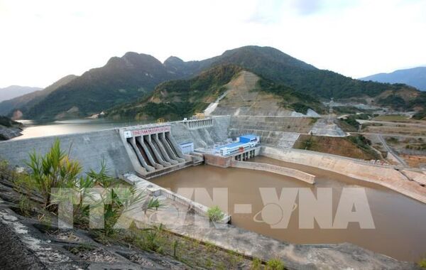 Thủy điện đa mục tiêu trên sông Đà sẵn sàng cho cao điểm nắng nóng