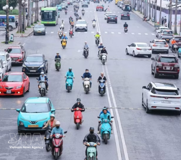 Hanoi to pilot petrol motorbike ban in Old Quarter from July