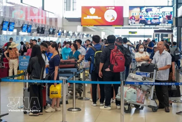 Noi Bai international airport braces for up to 15% surge in holiday passengers