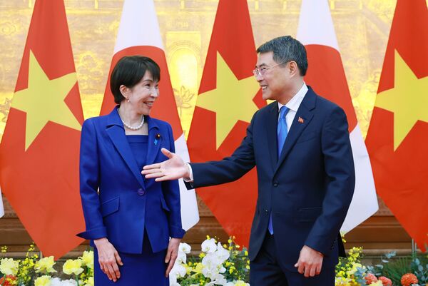 Vietnam, Japan push for more substantive, effective ties