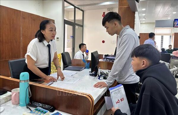 Không để cán bộ yếu cản trở sự phát triển