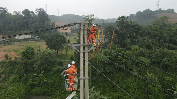Điện lực miền Bắc bảo đảm cung ứng điện cho cao điểm nắng nóng