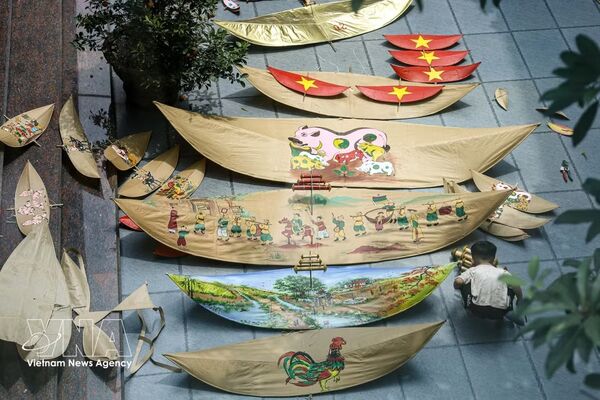 The art of flute kites: Where bamboo and wood come alive through artisans’ hands