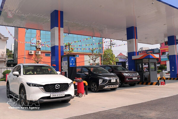 Carmakers confirm compatibility with E10 fuel ahead of nationwide rollout
