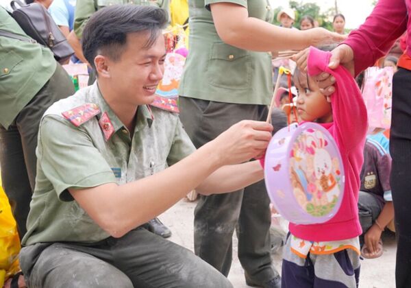 Young police officer wholeheartedly devoted to serving the people