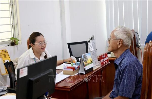 Chính quyền phục vụ ngày càng thân thiện, đi sâu vào thực chất