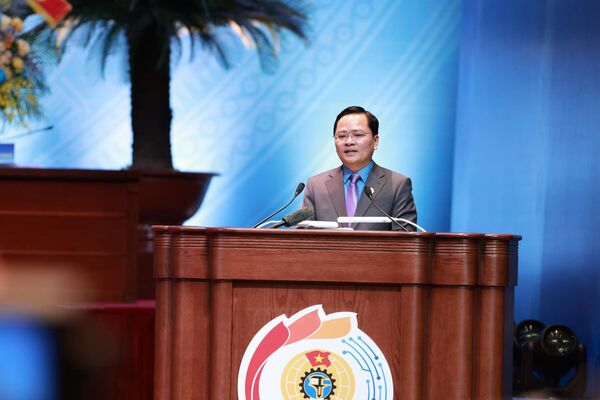 Công đoàn Việt Nam đổi mới mạnh mẽ đồng hành cùng người lao động
