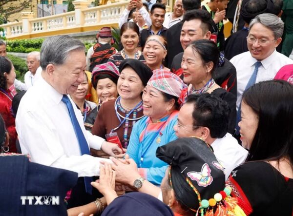 Sức mạnh từ những quyết sách “lắng nghe tiếng dân”