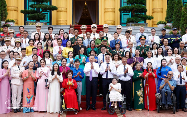 Every act of kindness embodies patriotic emulation: Top leader