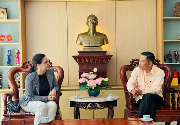 Venezuela eyes stronger cooperation with Vietnam