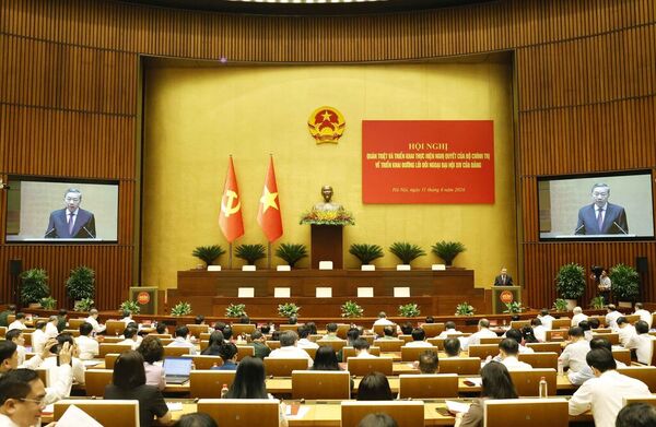 National conference to disseminate and implement Politburo Resolution on foreign policy