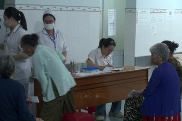 Đặc khu Phú Quý khám sức khỏe miễn phí cho người cao tuổi