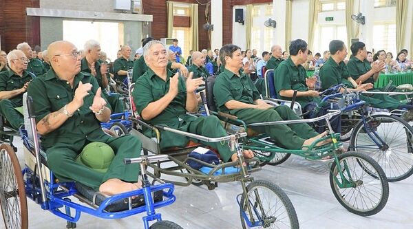People with meritorious service to receive gifts on War Invalids and Martyrs' Day