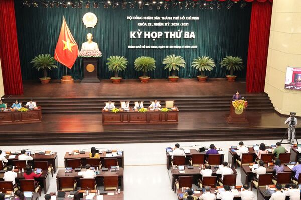 HĐND TP Hồ Chí Minh xem xét nhiều chính sách lớn về đầu tư, an sinh xã hội