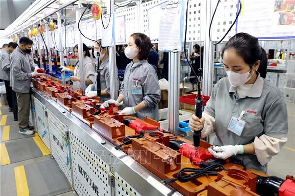 Nghị quyết 10-NQ/TW: Nâng tầm chất lượng đầu tư nước ngoài, tăng cường năng lực tự chủ
