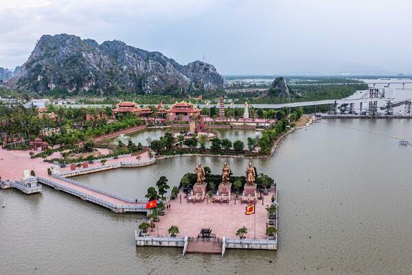 Bạch Đằng Giang - Nơi khí thiêng sông núi hội tụ