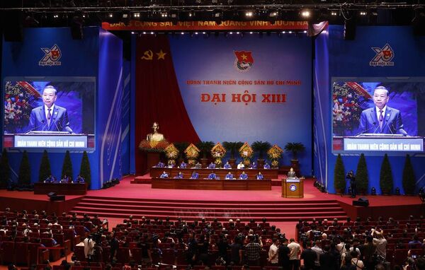 Party, State leader attends13th National Congress of Ho Chi Minh Communist Youth Union