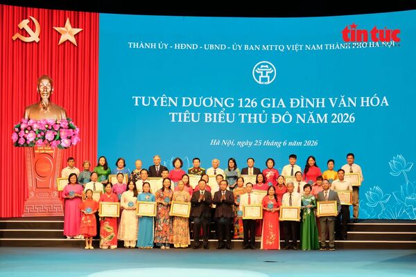 Tuyên dương 126 gia đình văn hóa tiêu biểu Thủ đô